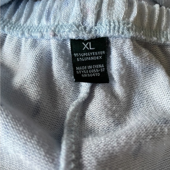 blue Laura Ashley pajamas - Picture 6 of 10